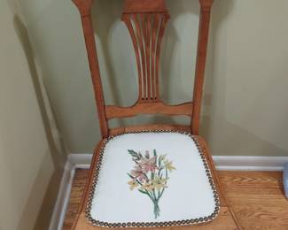 Antique Queen Anne style side chair