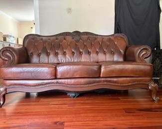 Traditional European Style Sofa