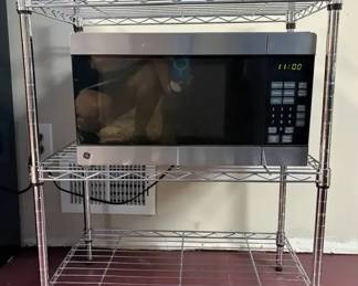 GE .7 cu.ft Capacity Countertop Microwave Oven and Metal Stand