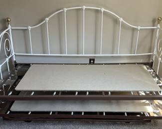 White Metal Day Bed with Pop Up Trundle