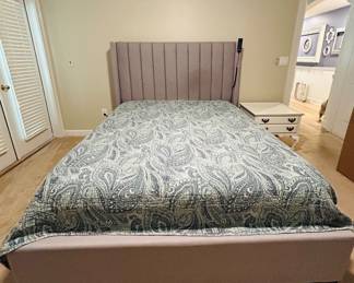 Full adjustable bed