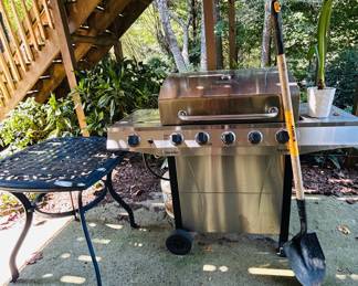 Charbroil Grill