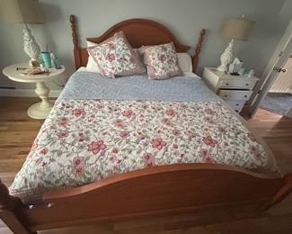 King bed - Serta adjustable bed