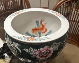 Flower pot