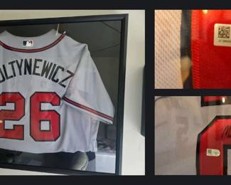 Mike Foltynewicz 26 Signed Atlanta Braves Jersey  MLB Authenticated  Framed