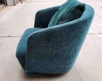Teal Upholstered Barrel Accent Chair with Plush Pillow