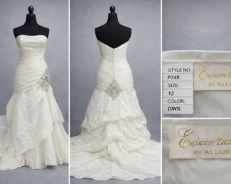 Exclusive Edition by Allure Size 12 Wedding Gown