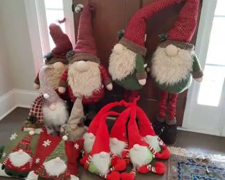 Jumbo Adjustable Christmas Gnomes  Holiday Dcor