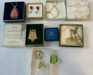 FTH341 - Avon & Macys Costume Jewelry