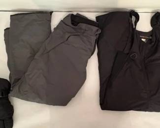 FTH327 - Winter Gear ( Snow / Cold / Clothes / Clothing )