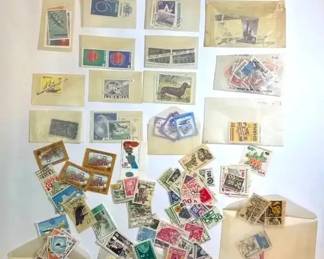 FTH360 - Vintage World Stamps Collection