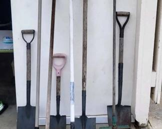 FTH322 - Garden Tools Mystery Lot ( Tool )