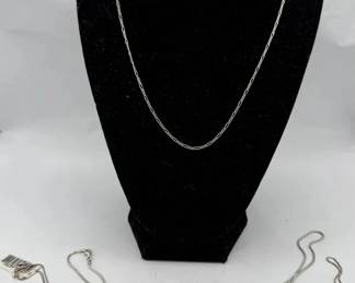 FTH386 - Silver Necklaces - Three 925 Silver Necklaces ( Jewelry )
