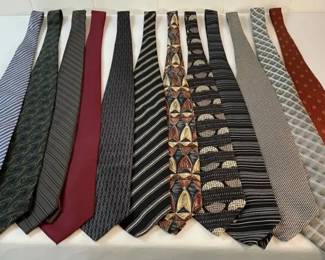 FTH335 - A Variety Of Ties From Nautica, Claiborne, Conte De Milano, & More! ( Clothes / Clothing )