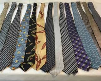 FTH334 - Assorted Silk & Non-Silk Ties-Van Heusen, Jones NY, Structure ( Clothes / Clothing )