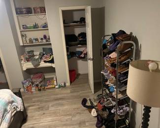 Shoes, lamp, clothes