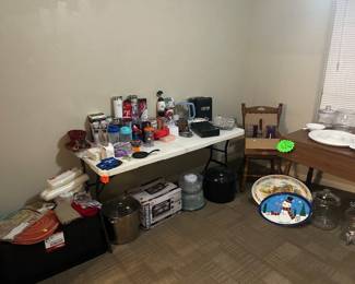 Misc kitchen items