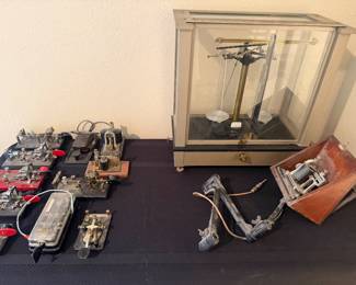 Vintage scale