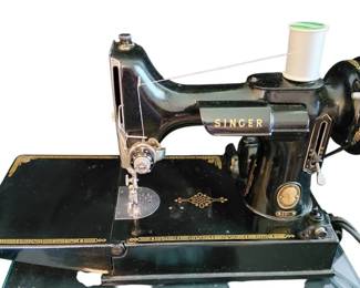 Vintage Singer Featherweight Model Sewing Machine