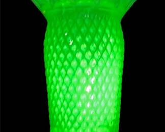 Vtg Uranium Glass Laced Edge Diamond Point Vase