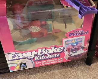 Hasbro Interactive Easy-Bake Kitchen CD-ROM Playset