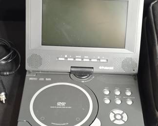 Polaroid PDV-077PT Portable DVD Player
