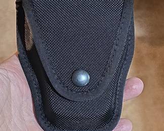Don Hume Platinum Series NC300 Nylon Handcuff Case