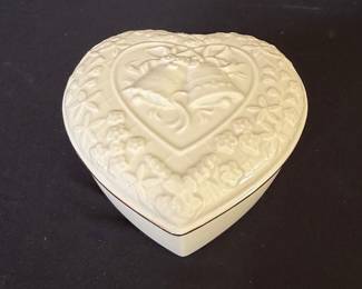 Lenox Wedding Promises Heart-Shaped Trinket Box