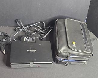 Polaroid PDV-077PT Portable DVD Player