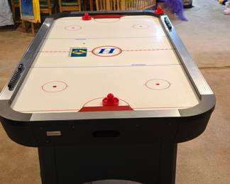 Harvard G03960 Air Hockey Table