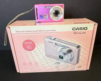 Casio Exilim EX-Z80 Digital Camera (Pink)