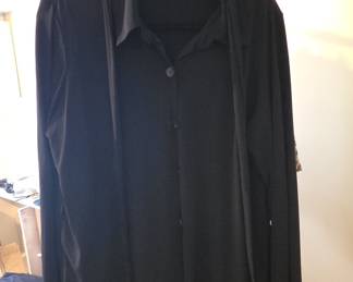 Fashion 2 Fashion Black Button-Down Blouse