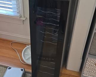Haier 12-Bottle Dual-Zone Curved Door Wine Cooler
