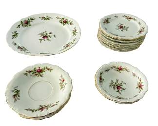 14-PIECE JOHANN HAVILAND PORCELAIN DINNERWARE SET
