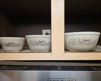 vintage Pyrex Forest Fancies nesting mixing bowls