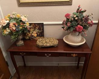 Mccoypitcher/basin, marble piece, flower arrangement and table