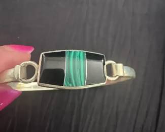 Vintage Mexican Sterling Silver Hinged Bangle Bracelet