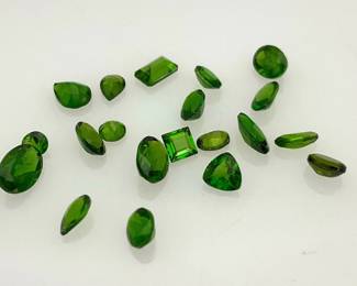 Chrome Diopside Gemstones