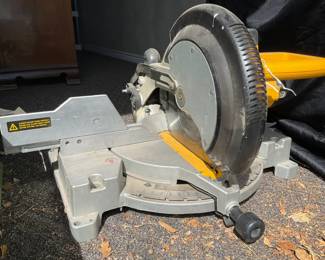 DeWalt Miter Saw