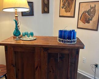 Another shot of this cool bar