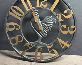 Nostalgic rooster clock