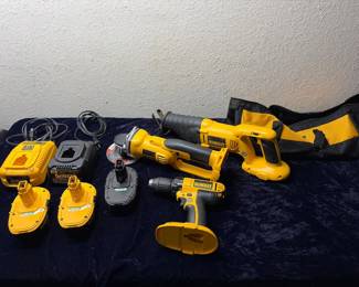 DeWalt 18 V cordless grinder saw and screw gun with batteries and chargers