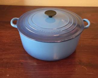 Classic Le Creuset enameled cast iron 30 cm dutch oven