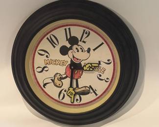 Vintage Mickey Mouse clock