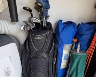 Ladies Golf Clubs Tigress , Spectator Seats 