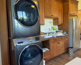 There are 3 sets of XL washer and dryers here for sale! Being sold as pairs. Samsung XL 5.6 cuft front load steam washer (30"w x 32.5"d x 42.63"h) and Samsung XL dryer 9.5 cuft ( 30"w x 32"d x 42.5"h)