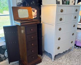 Very nice standing jewelry chest, 17" x 11" x 42"