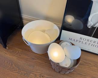 Cool battery-operated pebble lights