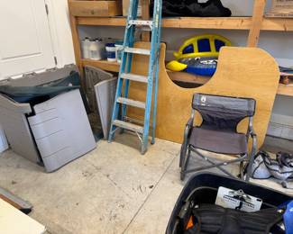 Large table/desk top? Work surface? On left is a large Suncast outdoor chest not assembled