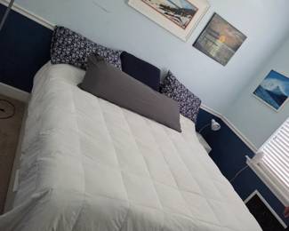 King size bed